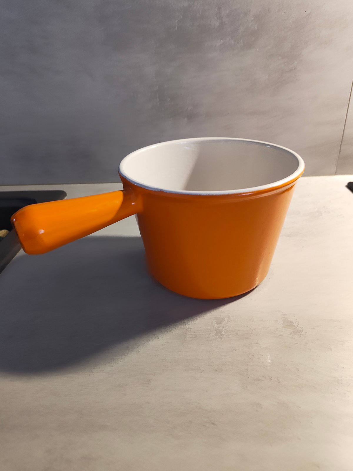 Vintage Le Creuset Cast Iron Saucepan – Orange – New / Never Used – Made in France — photo 14