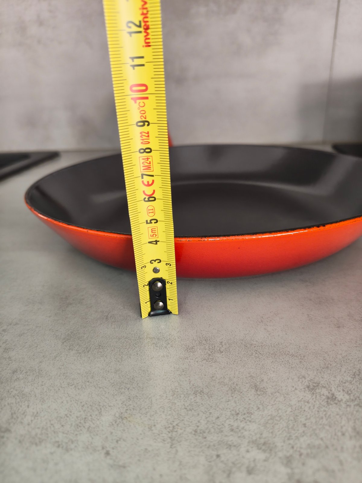 Vintage Le Creuset Cast Iron Skillet / Frying Pan – Flame Red – Wooden Handle – Made in France — photo 10