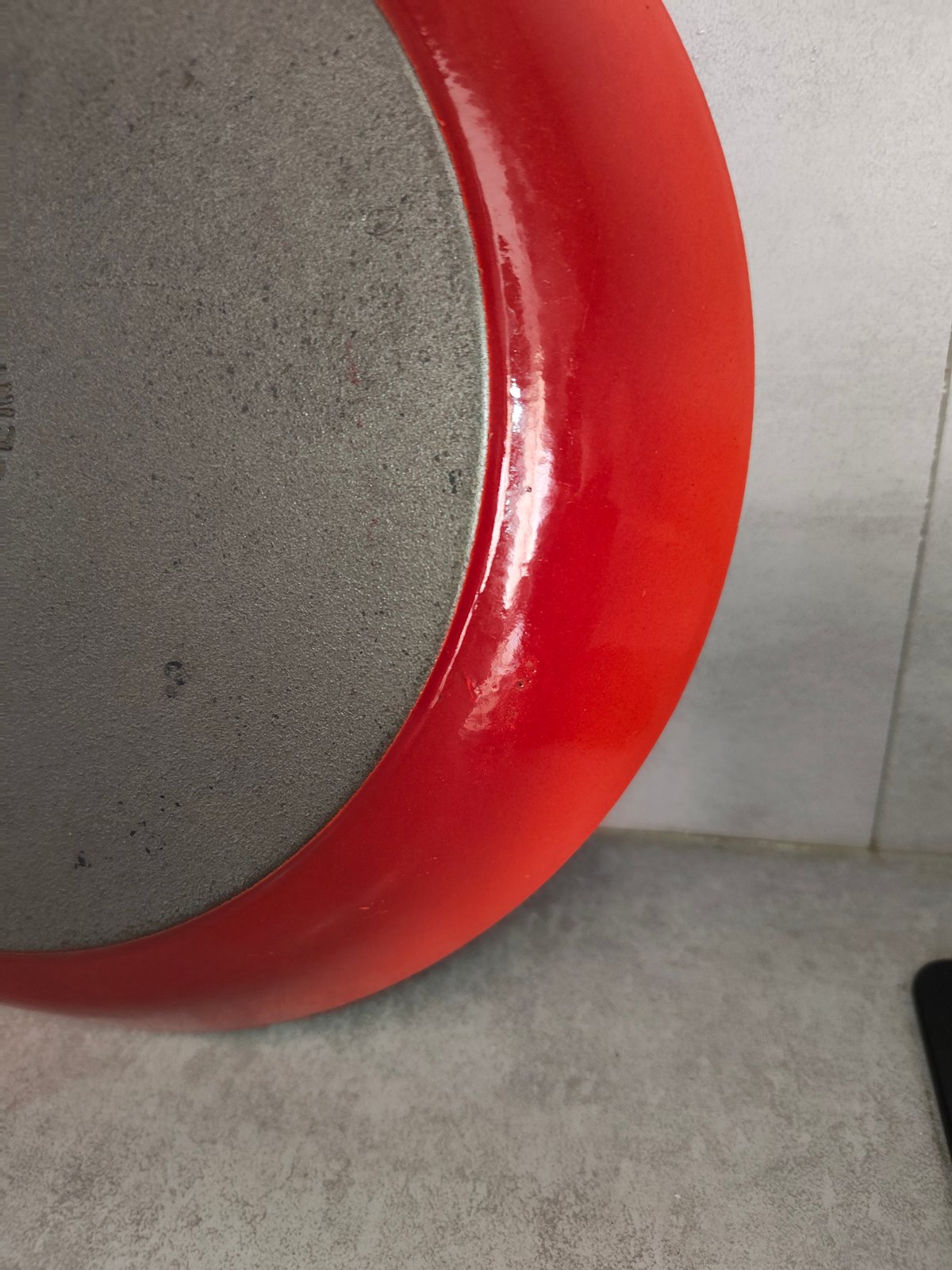 Vintage Le Creuset Cast Iron Skillet / Frying Pan – Flame Red – Wooden Handle – Made in France — photo 14