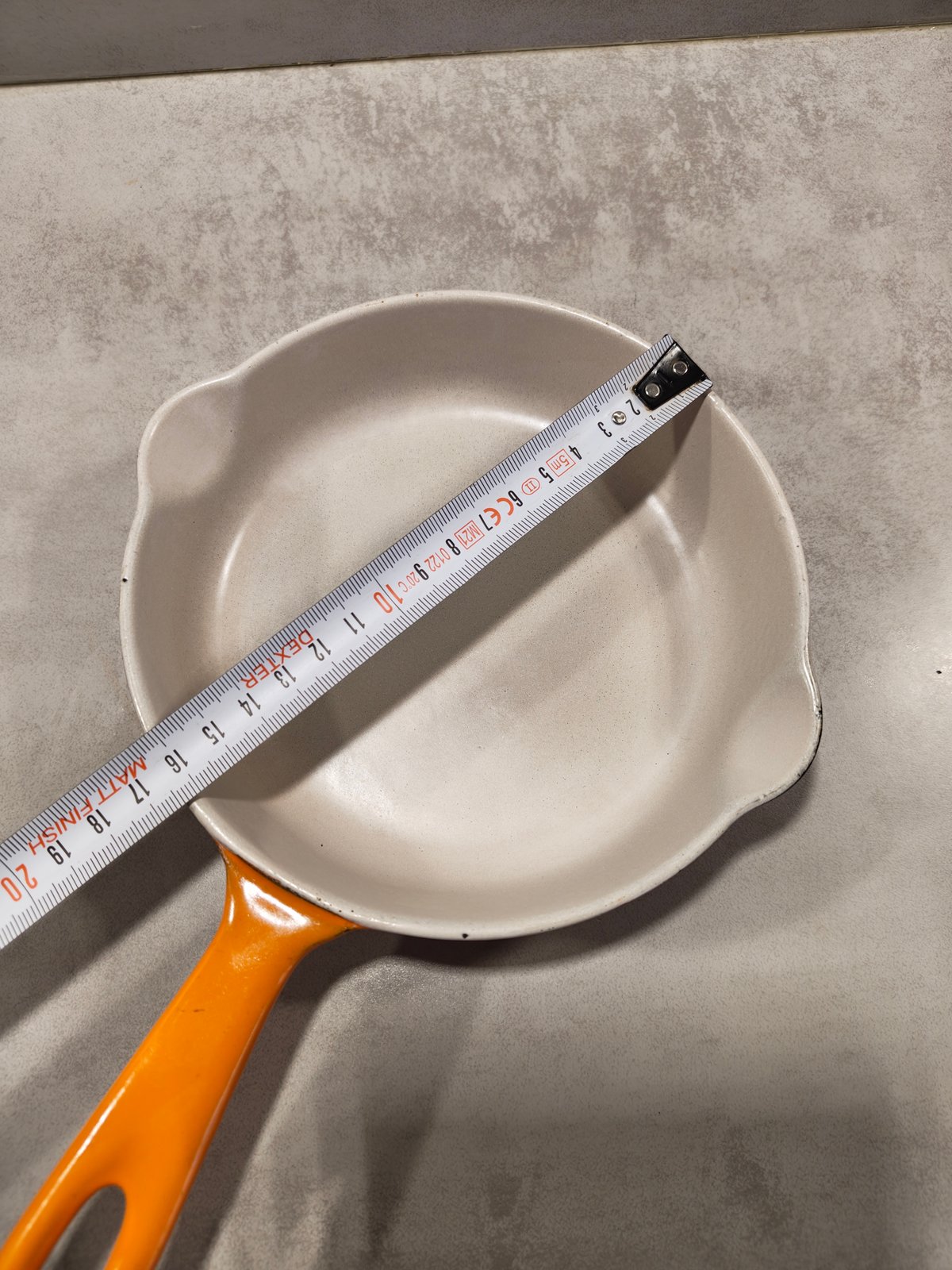 Vintage Le Creuset Cast Iron Skillet / Small Saucepan No.16 – Made in France (1960–1970) — photo 2