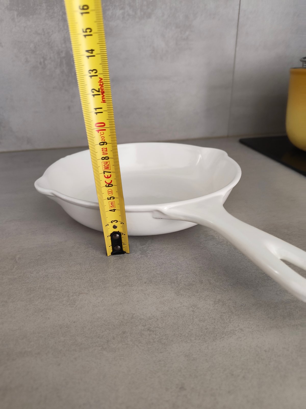 Vintage Le Creuset Cast Iron Skillet – White Enamel – Size 20 — photo 5