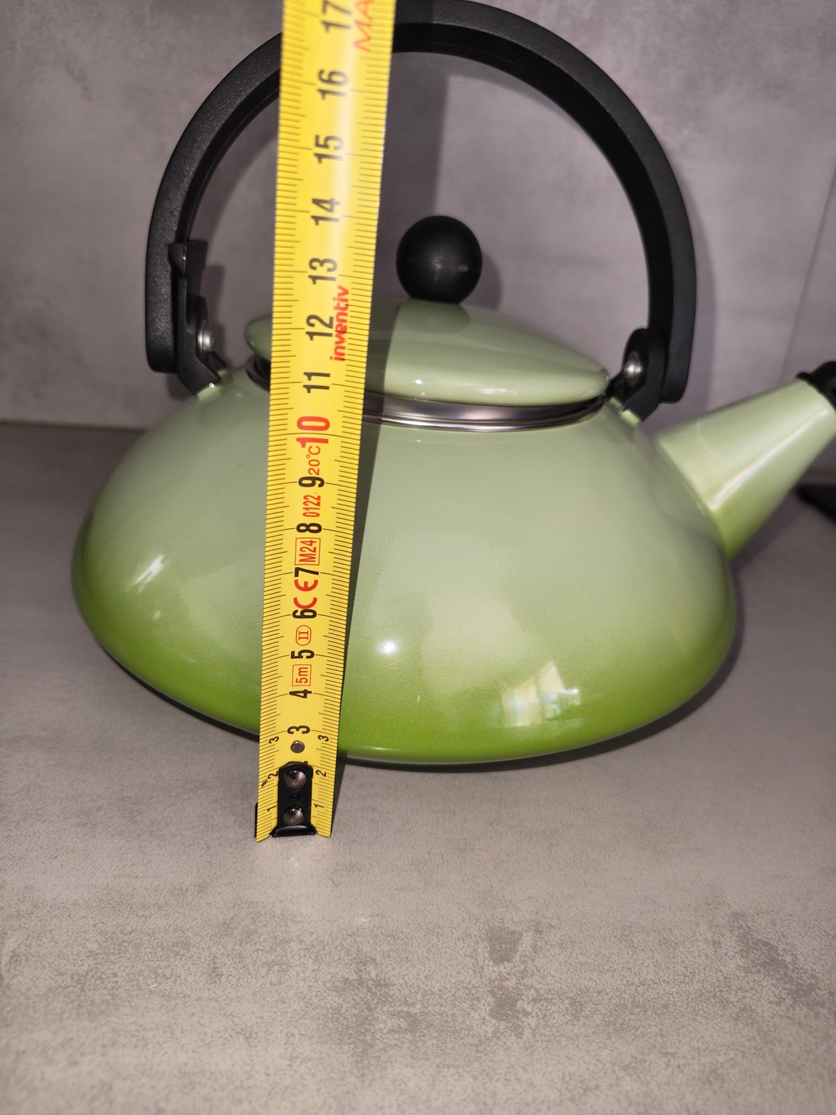 Vintage Le Creuset Enamel Kettle – Soft Green / Lime Gradient – 1.5L — photo 9