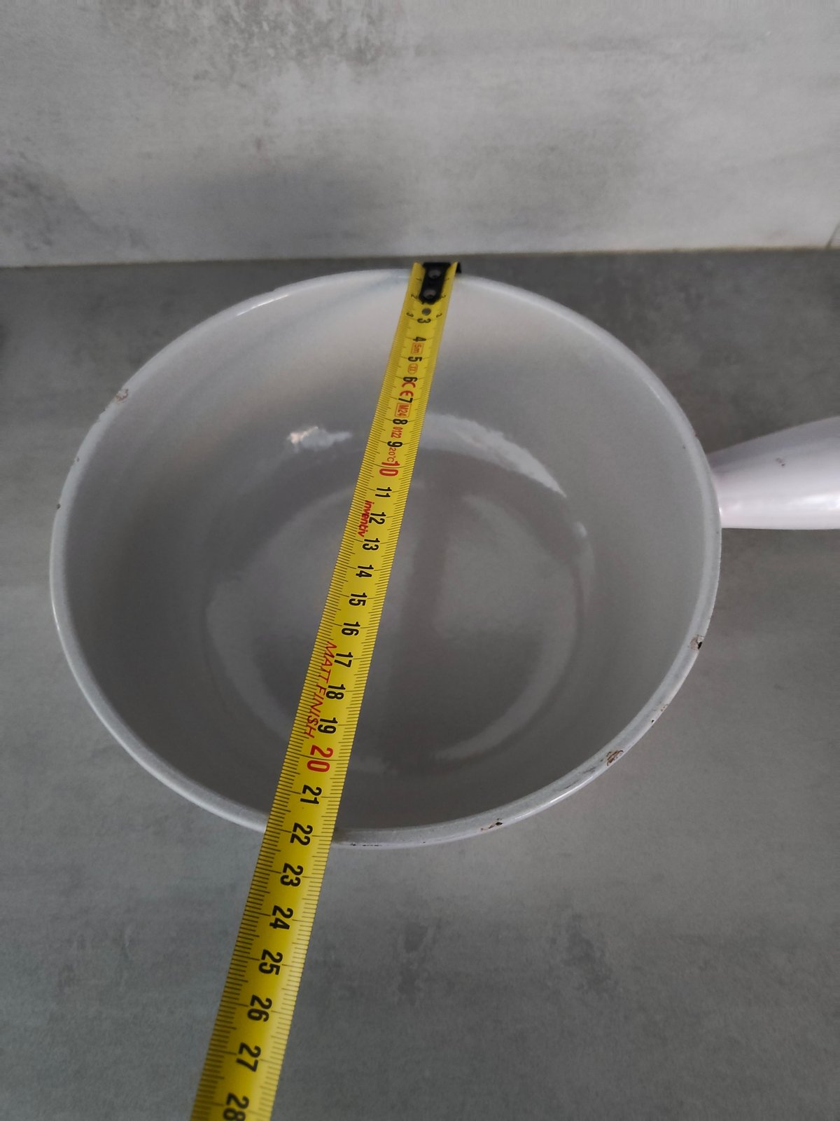 Vintage Le Creuset Enamel Saucepan – Rare Floral Daisy Pattern – French Cast Iron – 1970s Retro Kitchen — photo 14