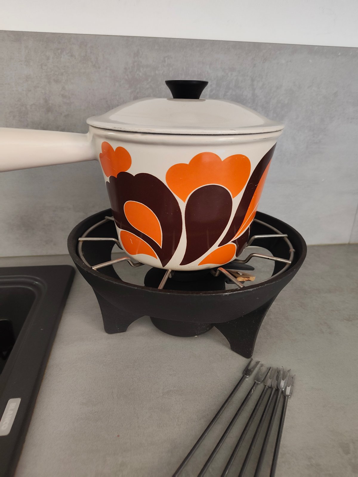 Vintage Le Creuset Paon Fondue Set – Made in France — photo 16