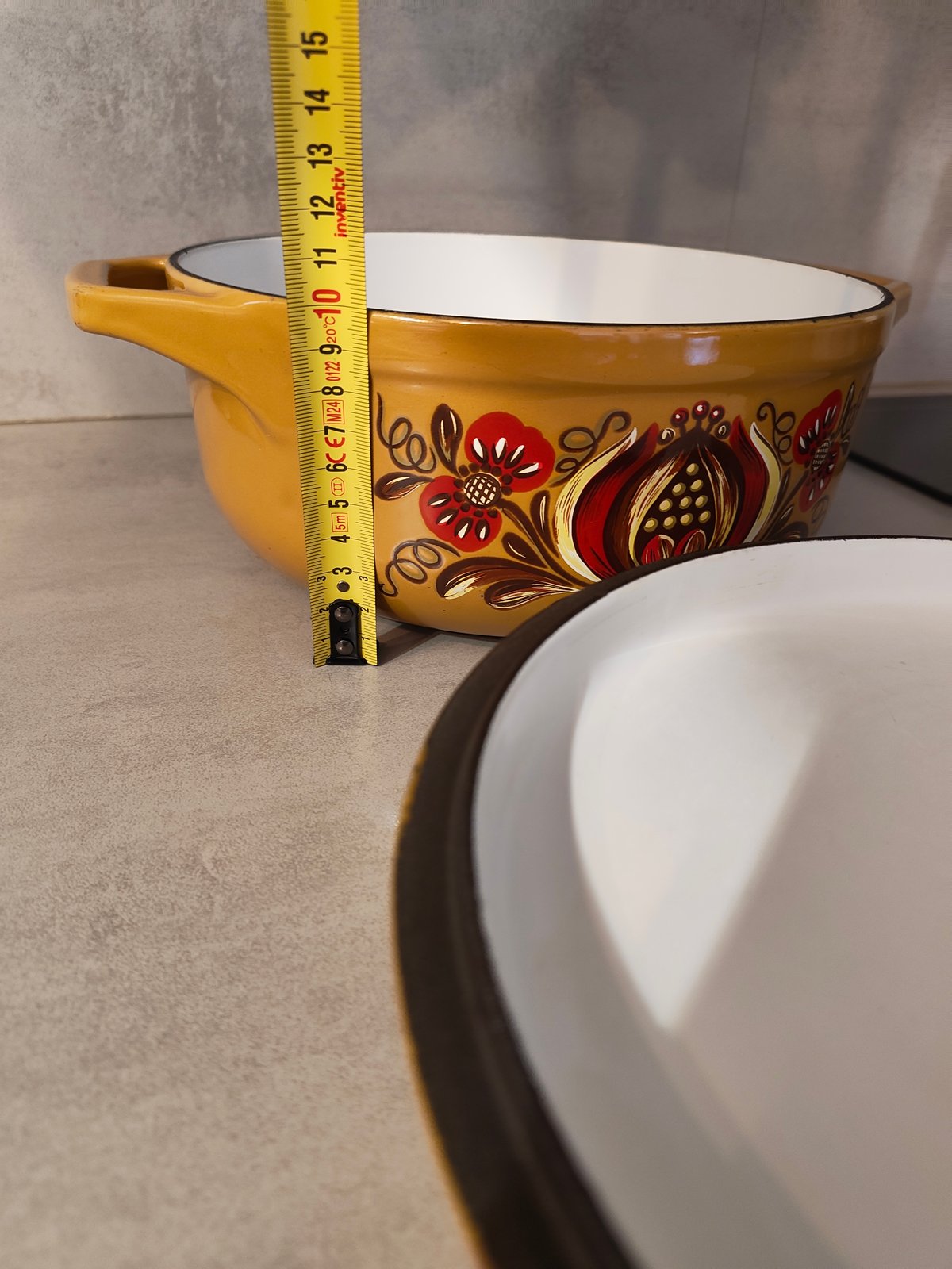 Vintage Nomar Cast Iron Cocotte – Rare Round French Dutch Oven – Staub Group – 1970s Floral Enamel — photo 14