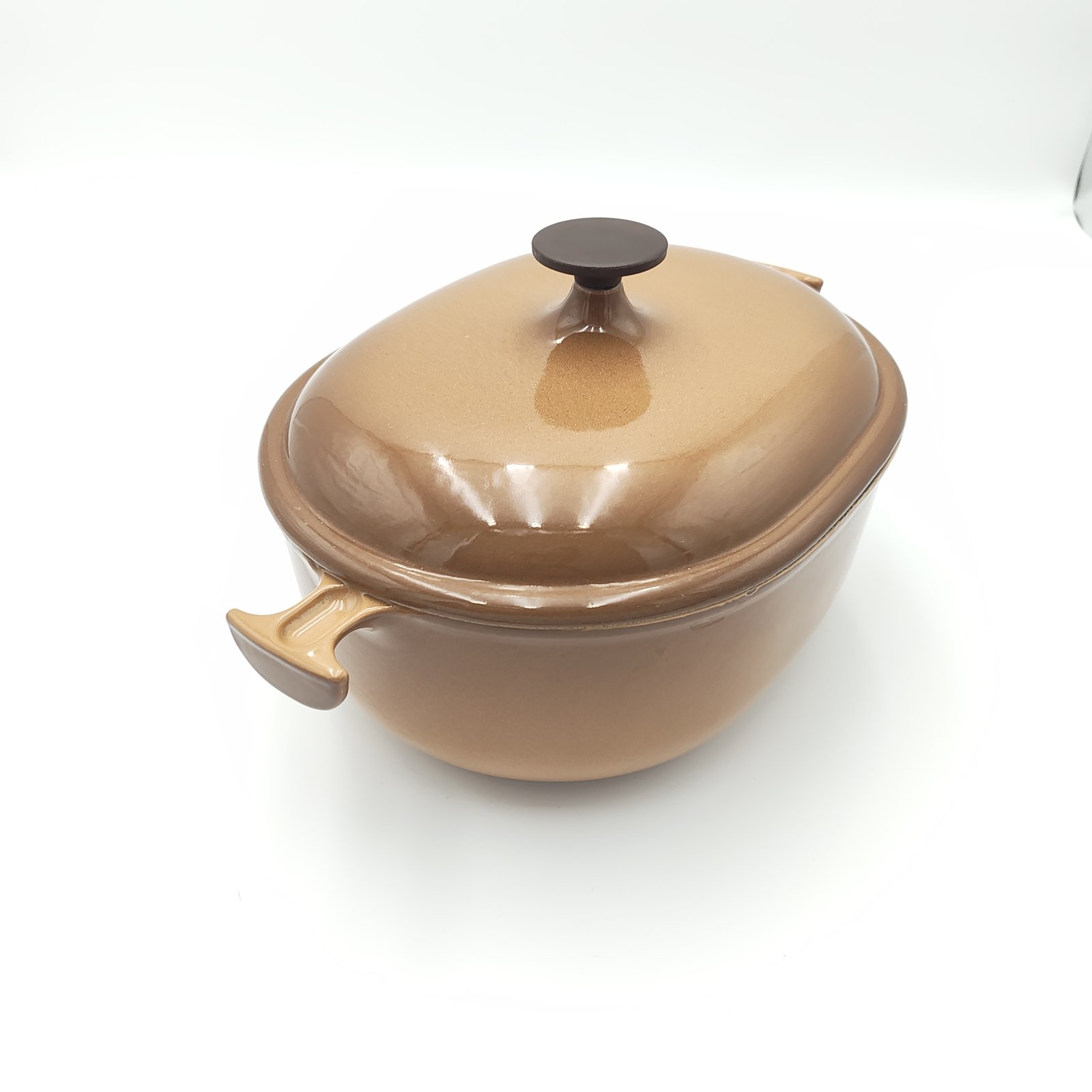 Enzo Mari "Mama" Oval Cocotte, Le Creuset, Enamelled Cast Iron, France — 5