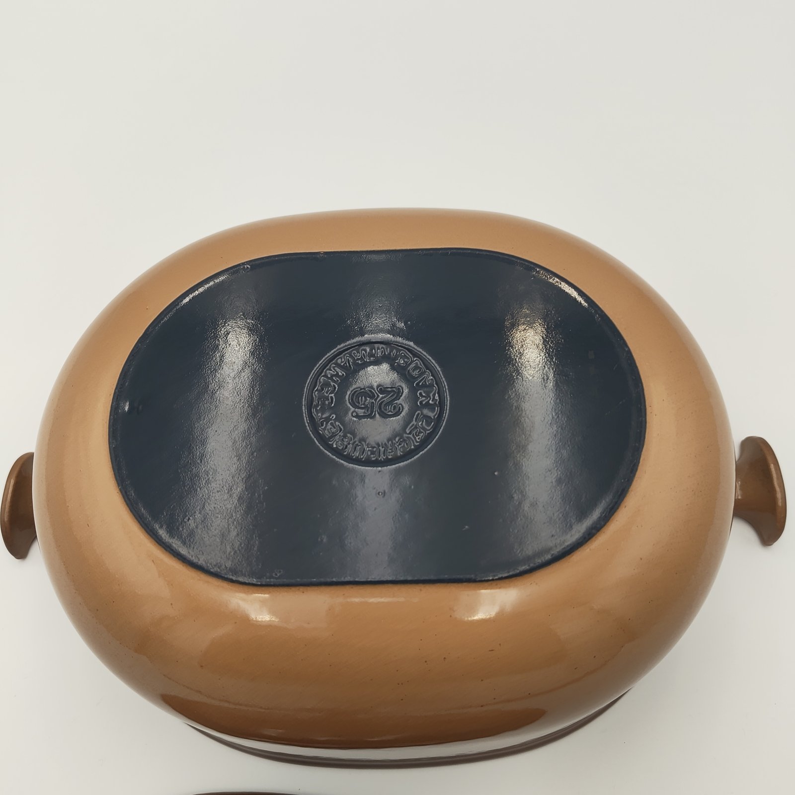 Enzo Mari "Mama" Oval Cocotte, Le Creuset, Enamelled Cast Iron, France — 10