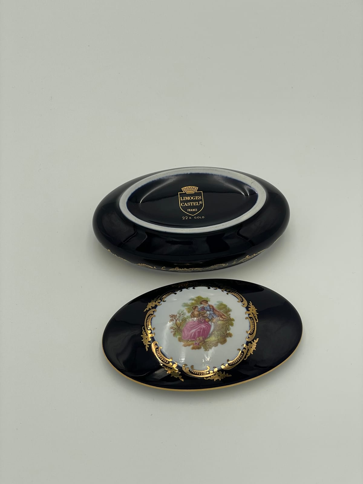 Limoges Castel Cobalt Blue and Gilt Porcelain Oval Box, with Original Box, France — 5
