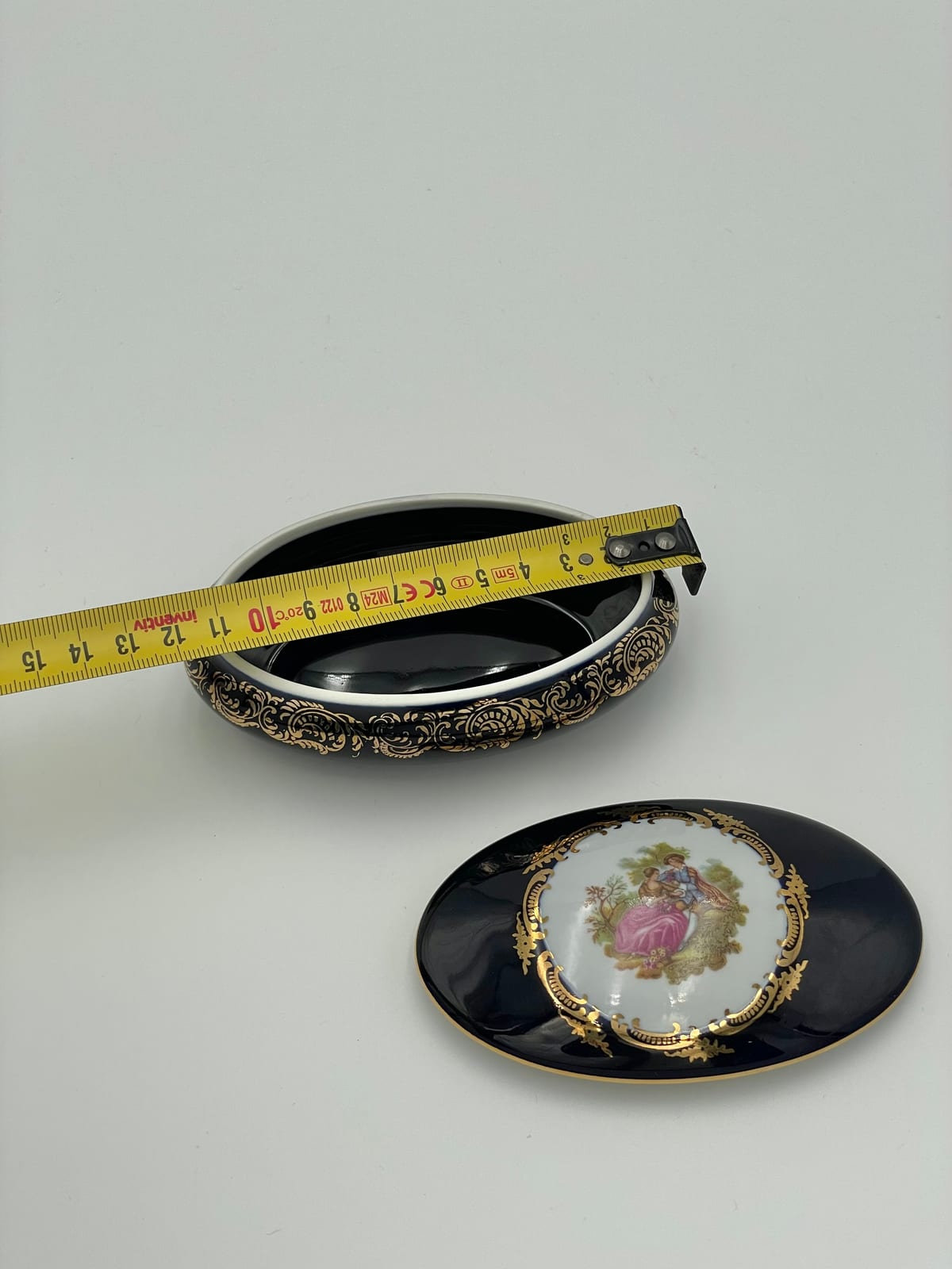 Limoges Castel Cobalt Blue and Gilt Porcelain Oval Box, with Original Box, France — 8