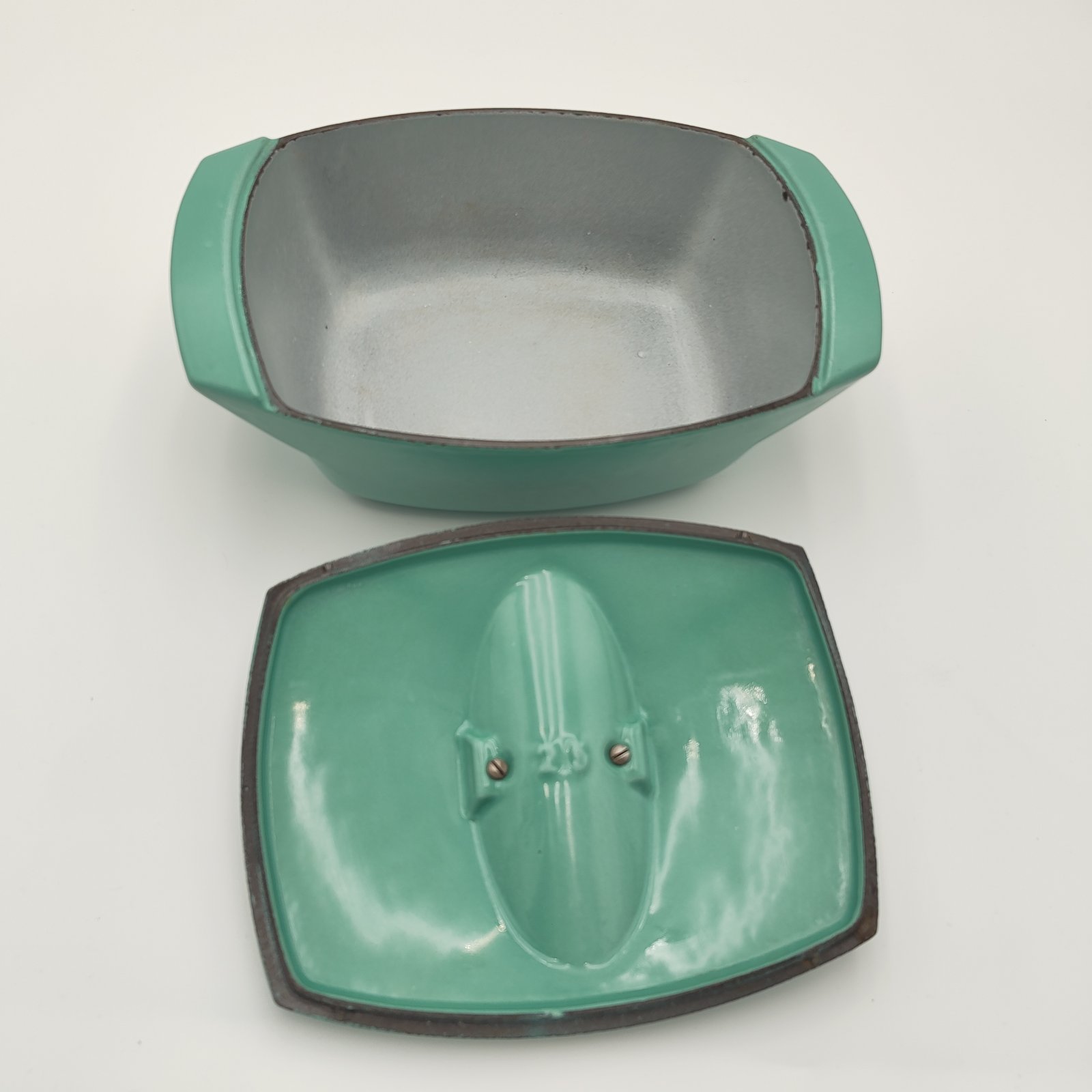 Raymond Loewy La Coquelle Cocotte, Le Creuset, Enamelled Cast Iron, France — 7
