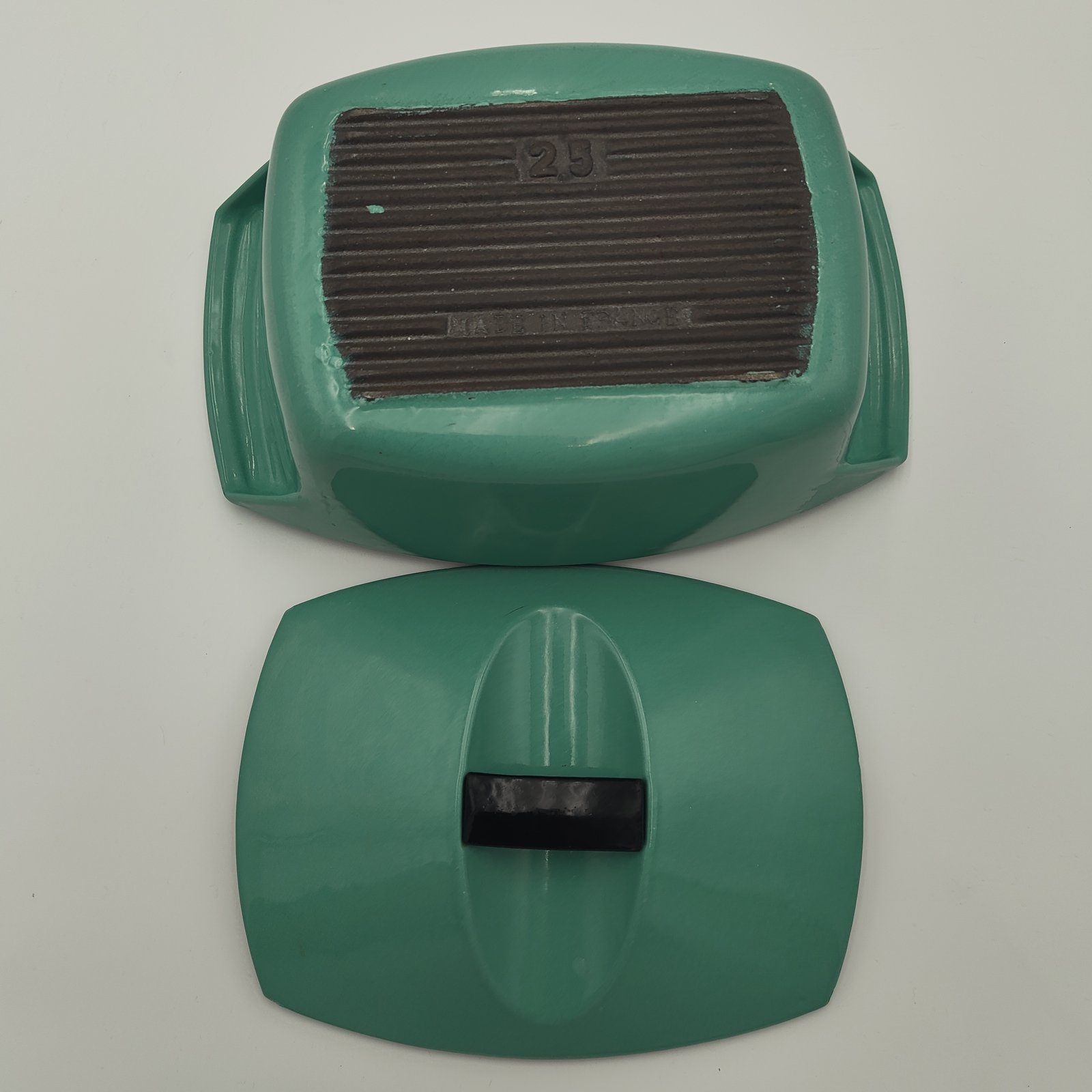 Raymond Loewy La Coquelle Cocotte, Le Creuset, Enamelled Cast Iron, France — 11